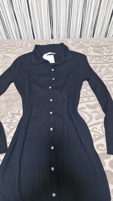 Продам два платья