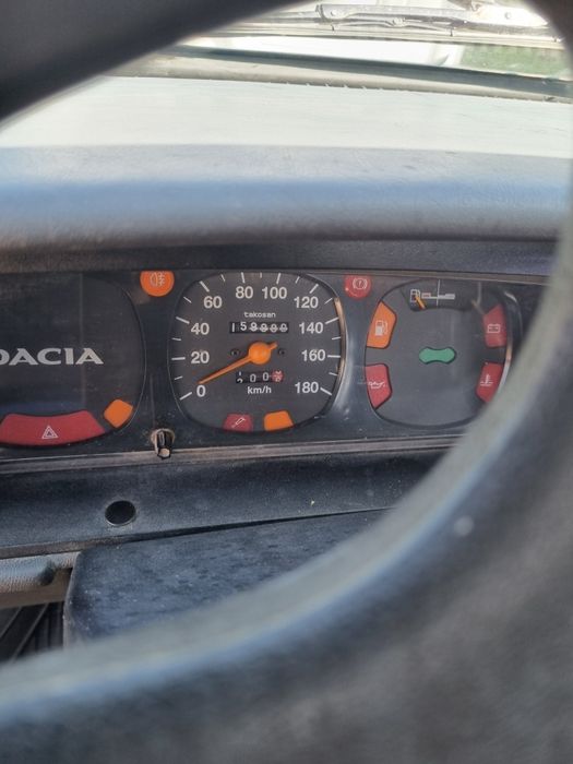 Dacia 1307   ÷    5 locuri    ÷    4x4