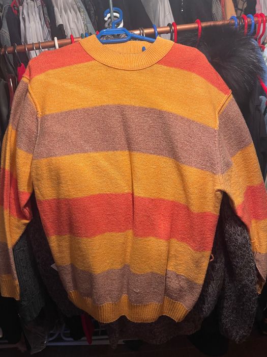 Pulover portocaliu lână