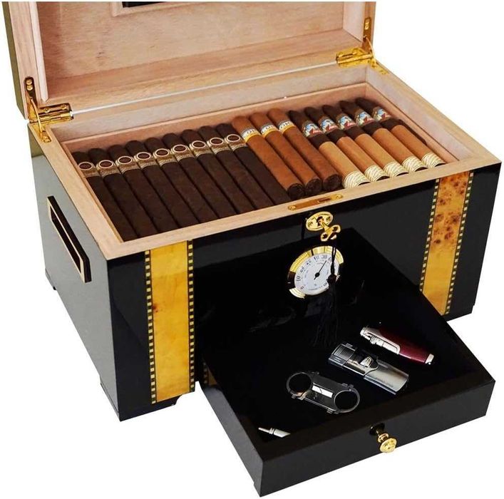 Кедров хумидор за 80-100 пури със хидрометър и овлажнител
