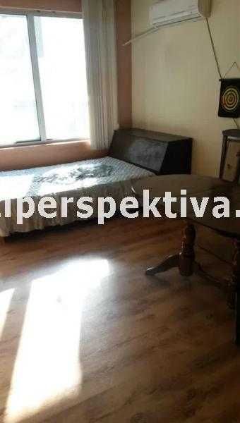 Продава се Едностаен апартамент в Пловдив, Център - 47 кв.м за 1575 €/кв.м - Снимка #2