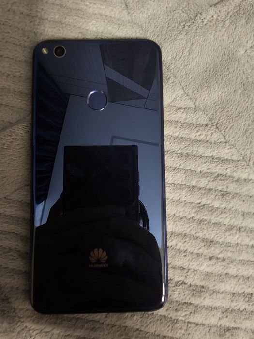 Продается Huawei P8 Lite