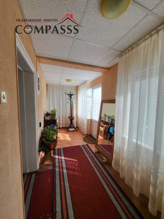 Къща с двор – ЦЕНТЪР, гр. Ген. Тошево – 61500евро!