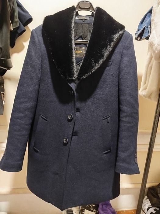 Qish uchun issiq palto mo'ynasi bilan bonusiga bosh kiyim ham bor