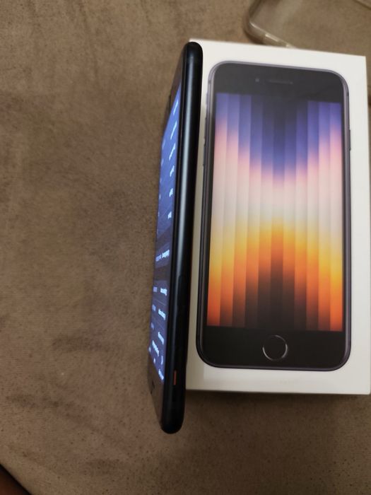 iPhone SE 3 gen Гаранция!!