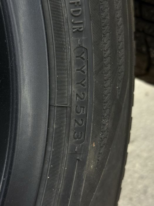 Джанти Borbet  17 цола  с гуми Yokohama Bluearth WINTER V906