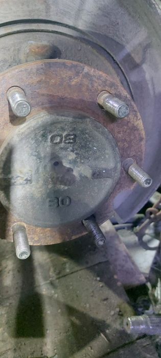 Продам задний мост