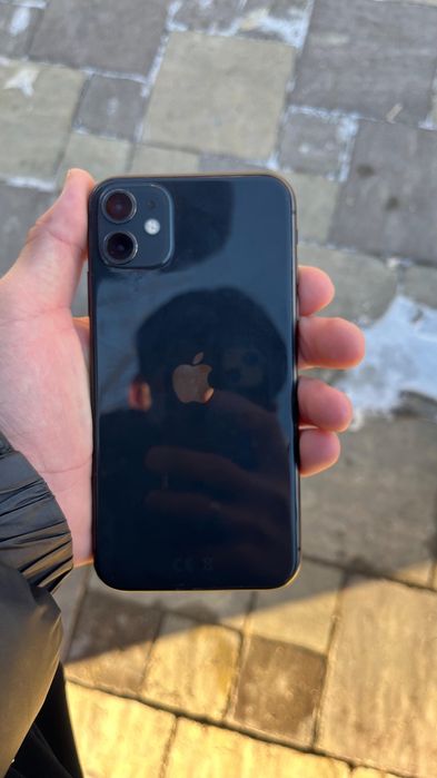 Айфон 11 юмкость 79