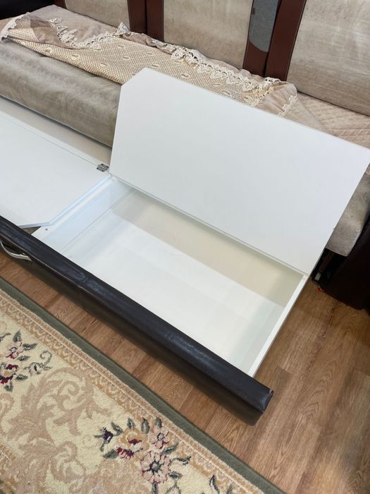 Отдам даром диван