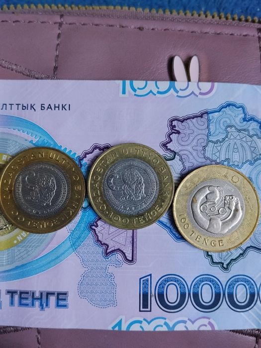 Коллекционные монеты 100тг