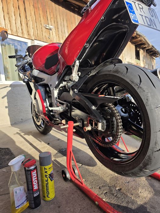 Se vinde Yamaha r6 2002