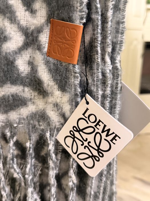 Fular Loewe gri Premium