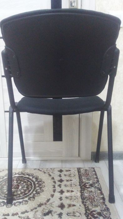 Stul "ERA" sotiladi. 5 dona. Donasi 150 ming