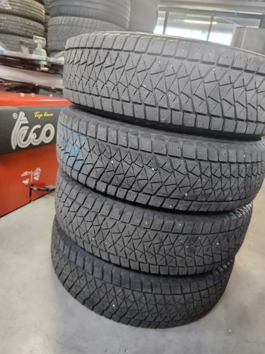4бр.зимни гуми 195/80/15 Bridgestone