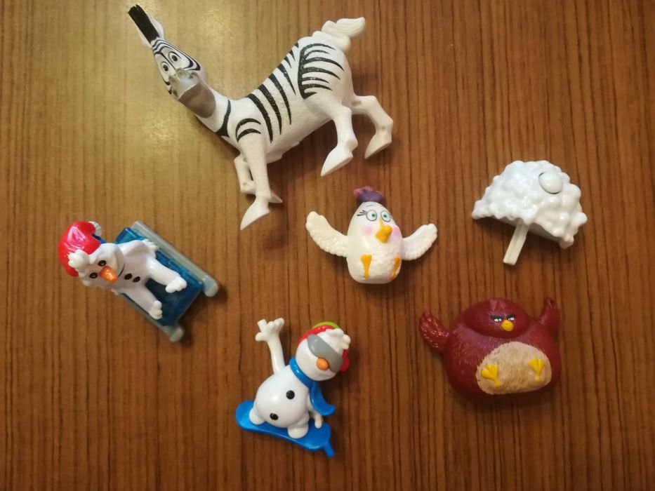 Играчки , фигурки от шоколадови яйца Киндер , Макдоналдс и др.