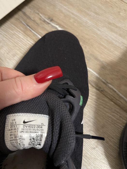 Маратонки  Nike оригинал р.10,5