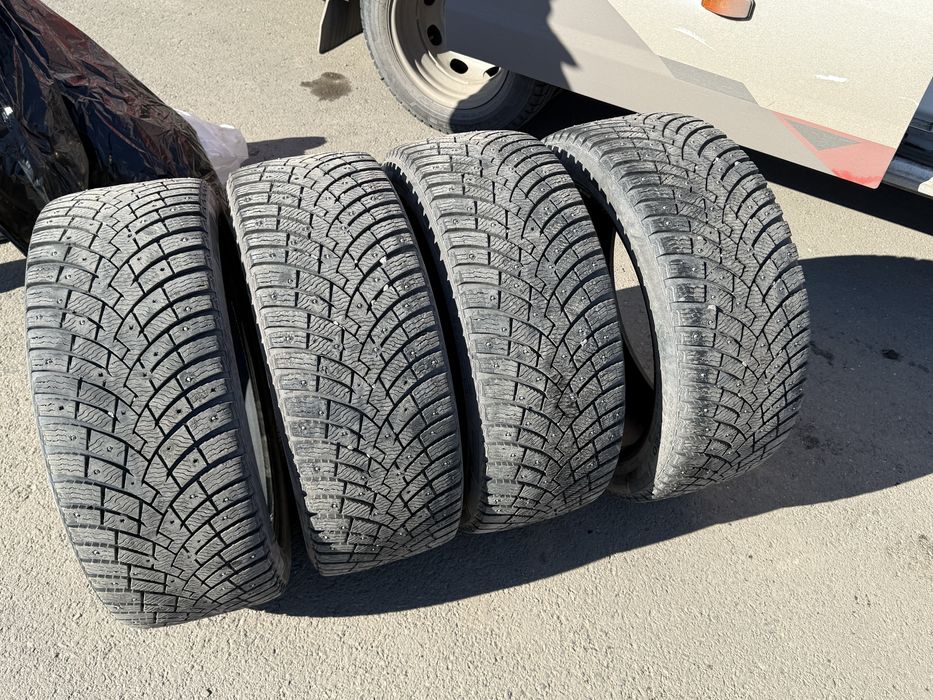 Шины Срочно! Pirelli Scorpion R20