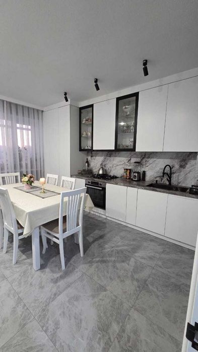 продажа 1- ком кв на Батыс 2