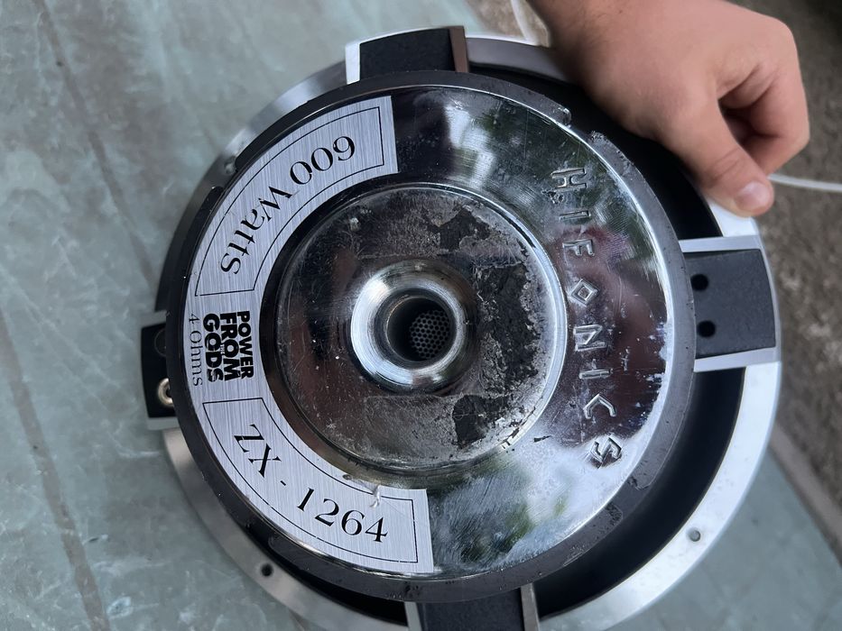 Автоколона субуфер ZEUS 12-инчова