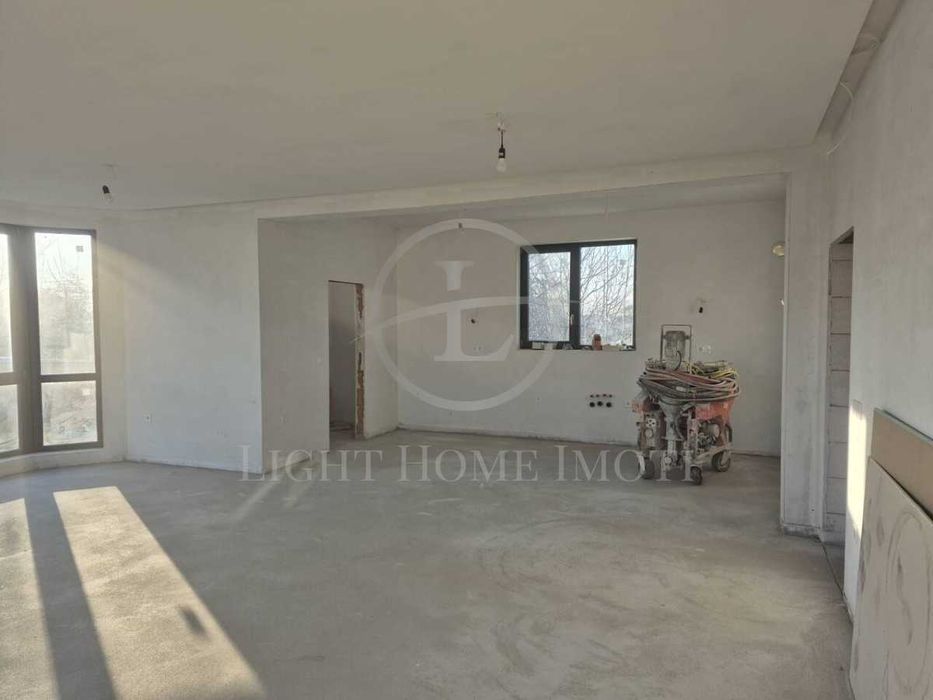 Продава се Къща в с. Златитрап, Област Пловдив - 263 кв.м за 702 €/кв.м - Снимка #3