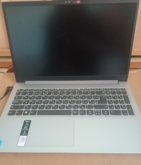 Lenovo noutbuk 8GB новый