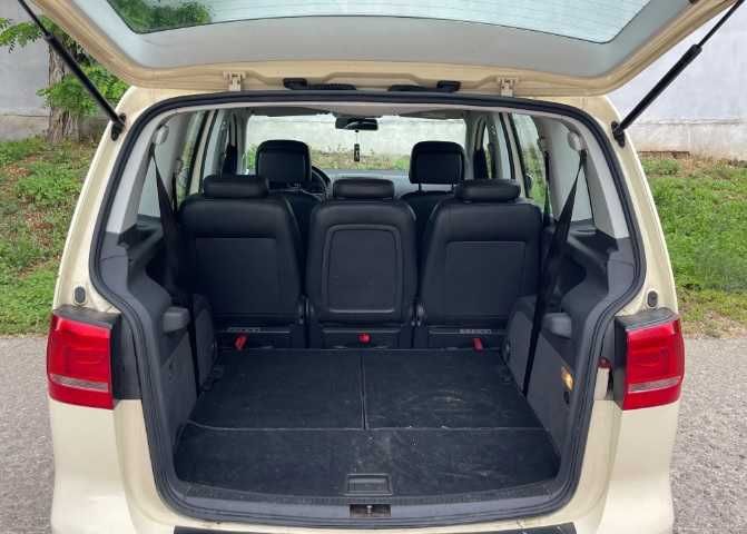 Masina de Inchiriat Ride Sharing Uber Bolt XL 7 Locuri Cutie Automata