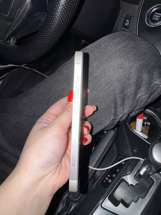 Айфон 14 белый, 128 ГБ