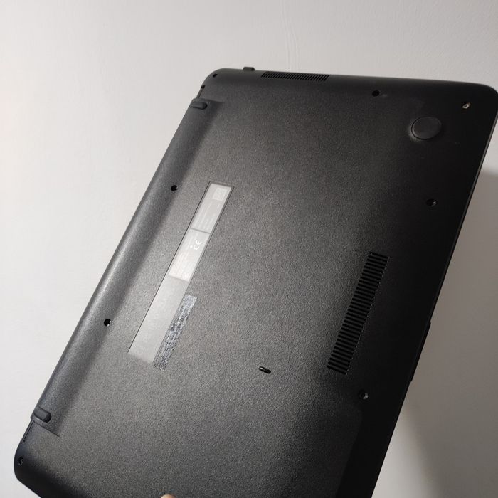 Laptop Asus i7 gen8