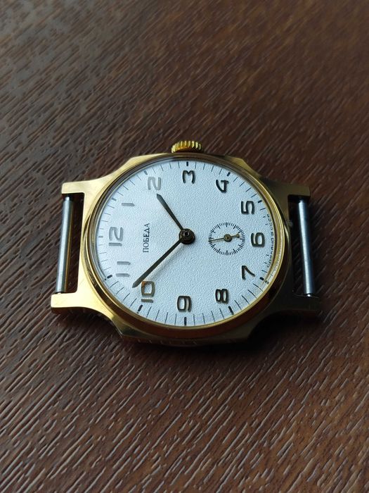 часы  Победа Позолоченные Новые