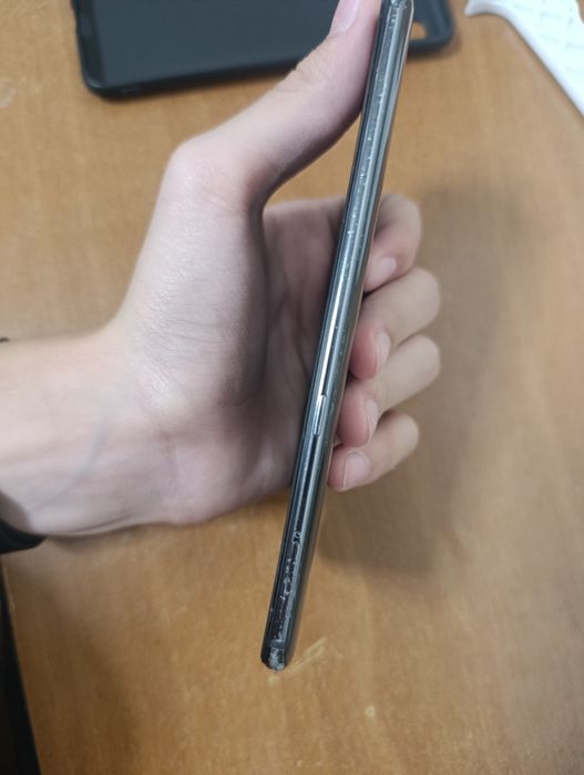 Xiaomi 9, 6/128 ГБ