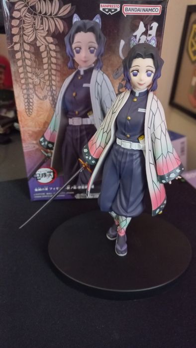 Аниме фигурка Shinobu от Demon slayer