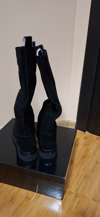 Vând cizme Otter piele intoarsa