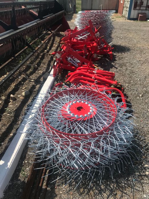 Продам Навесные грабли ворошилки