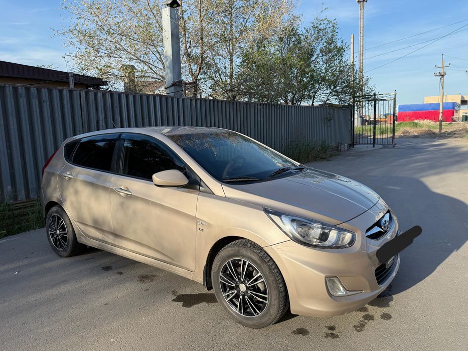 Hyundai Accent 2013