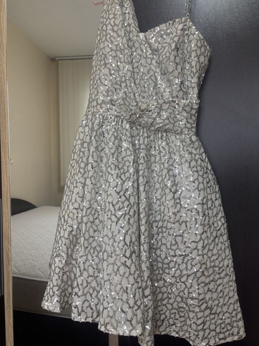 Официална рокля, размер М