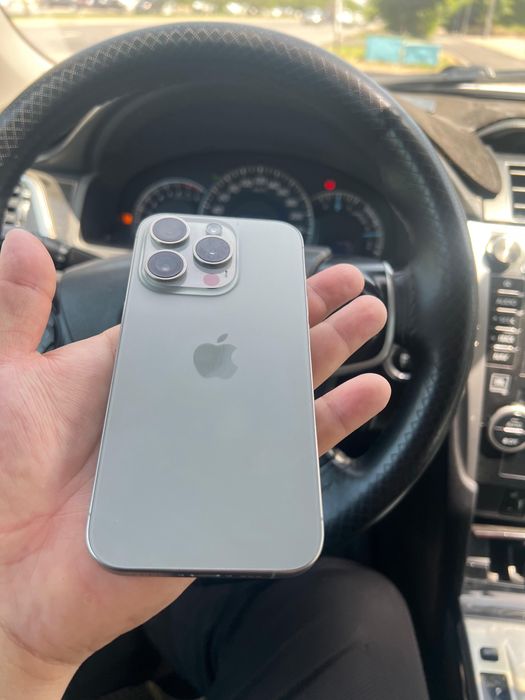 Iphone 15 pro 128 gb 81%