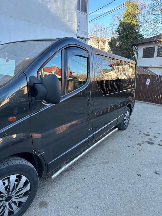 Opel vivaro cu 6 locuri