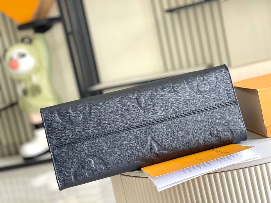 Geanta Louis Vuitton OnTheGo