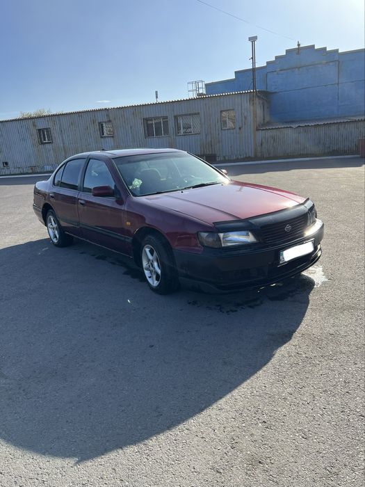 Машина nissan maxima механика 2.0