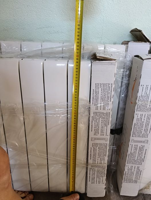 Vând calorifere, elemente modulare aluminiu, 4 buc, 7, 10, 10, 13 elemente.