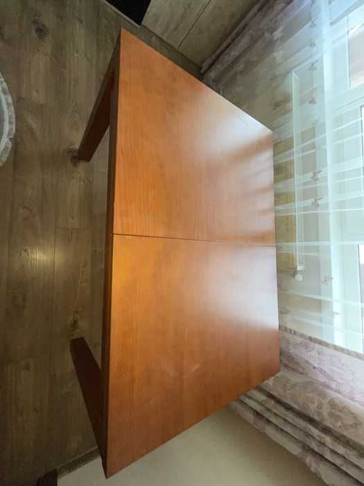 Masă extensibilă + 6 scaune