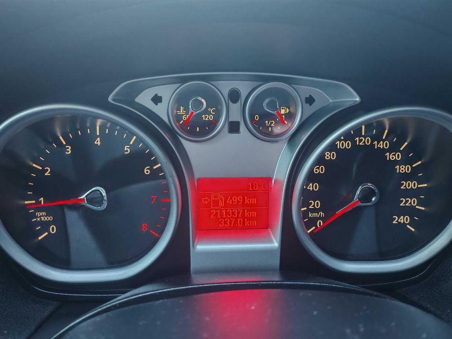 Ford focus MK2 prefacelift 1, 6mpi Proprietar