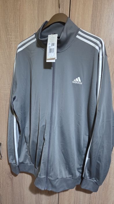 Чисто нов оригинален мъжки екип Adidas