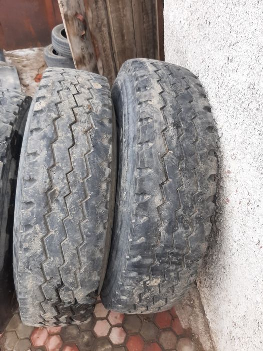 Продается шины хово