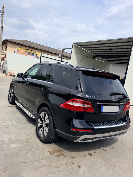 Mercedes-Benz ML 250 BlueTEC 4MATIC
