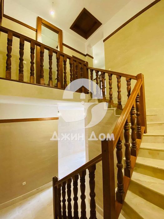 Продава се Къща в Свети Влас - 301 кв.м за 3002 €/кв.м - Снимка #3