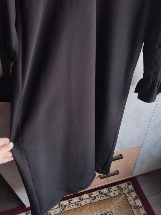 Продам элегантное черное платье