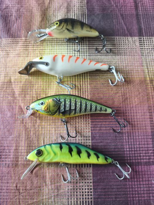 Сет уловисти воблери за сом