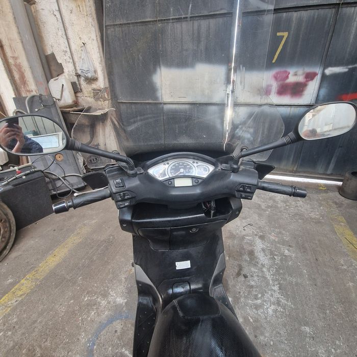 Скутер Honda Yamaha YP