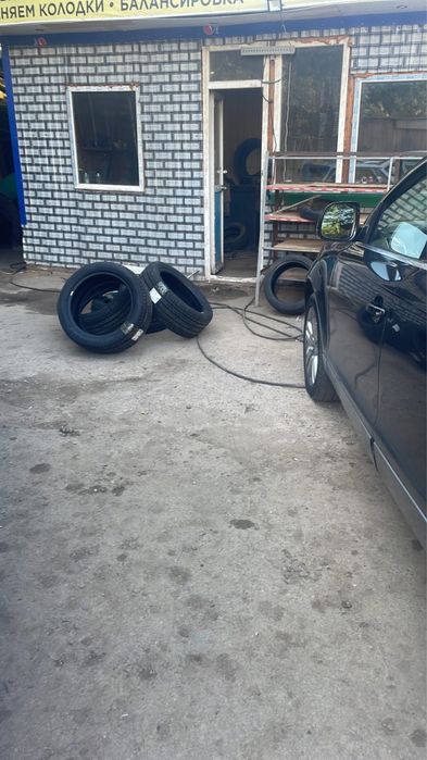 Продам Шины комплект